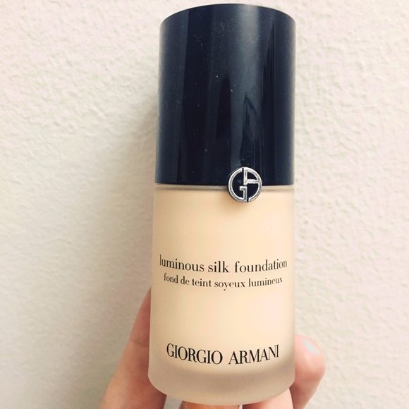 armani luminous silk foundation shade 3